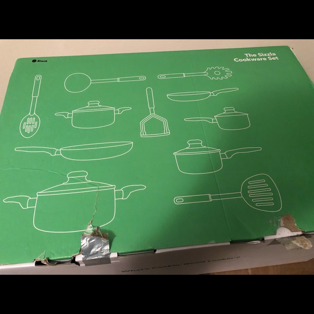 The sizzla cookware set